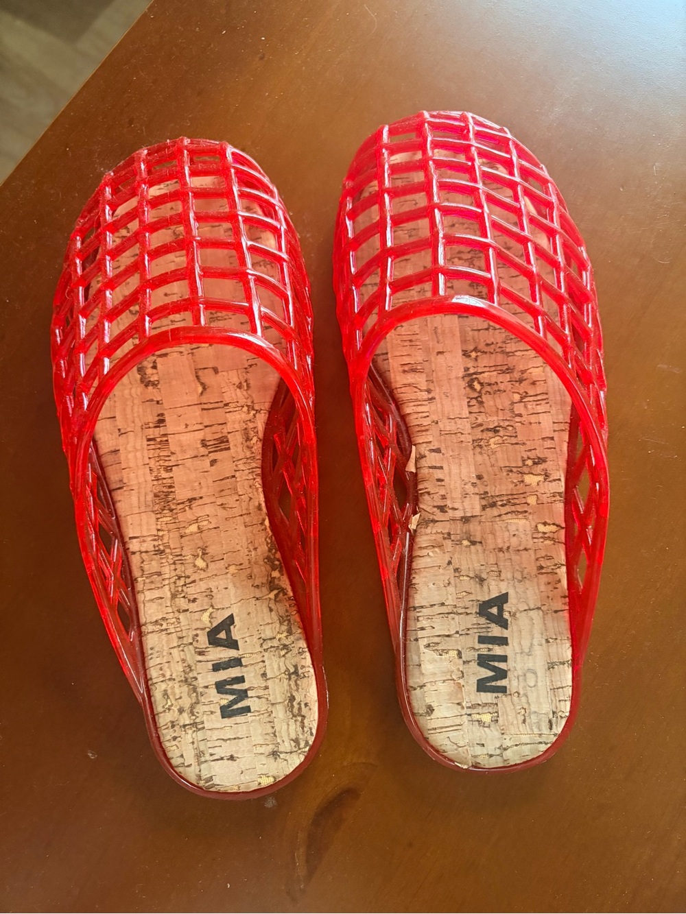 MIA jelly slides